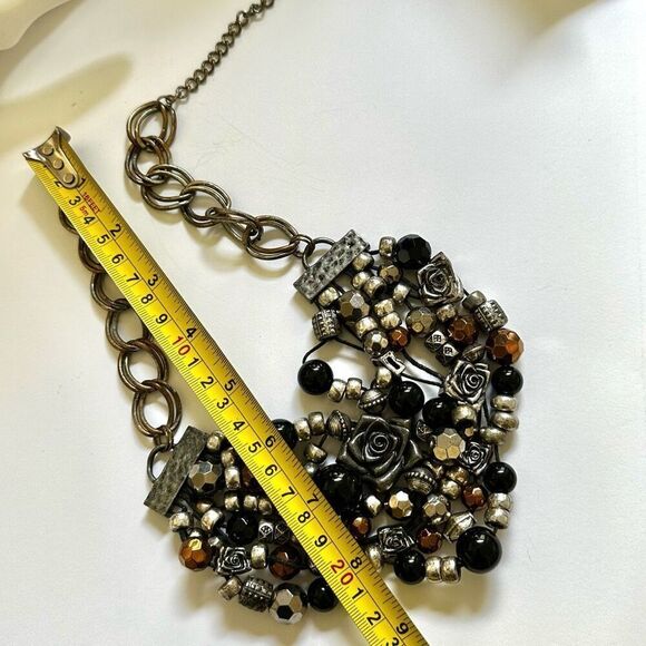 Rose silver tone and black chunky statement necklace - Picture 8 of 10